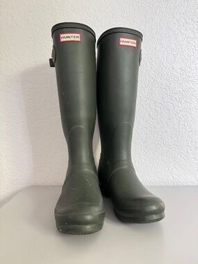 Hunter Original Tall Rain Boots - Dark Olive - Size 7